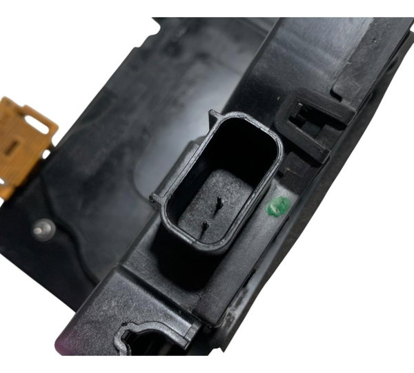 Fechadura Porta Dianteira Direita Chevrolet Onix Spin 2015