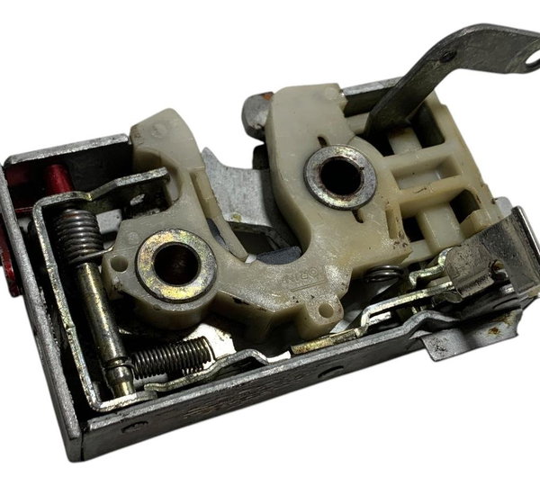 Fechadura Porta Traseira Esquerda Volkswagen Santana 98/06