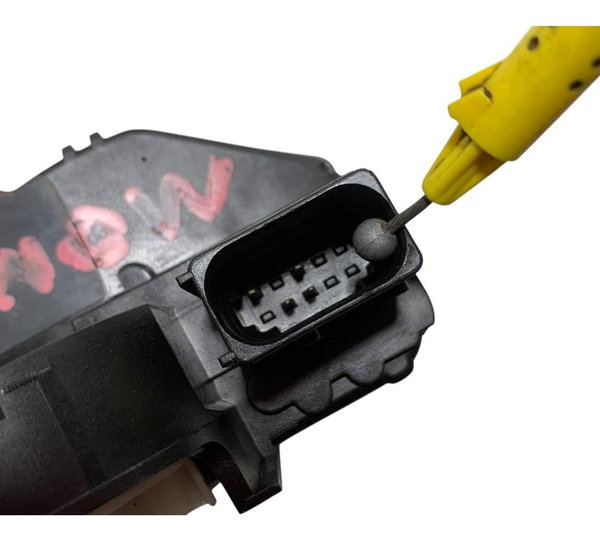 Fechadura Porta Dianteira Direita Chevrolet Montana 2014 A
