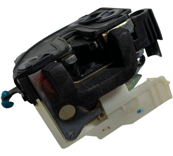 Fechadura Porta Dianteira Direita Chevrolet Celta 2002
