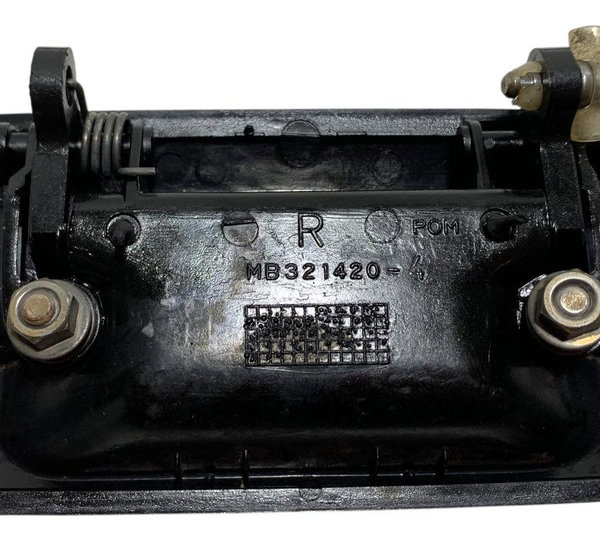 Maçaneta Externa Dianteira Direita Mitsubishi L200 1996/2002