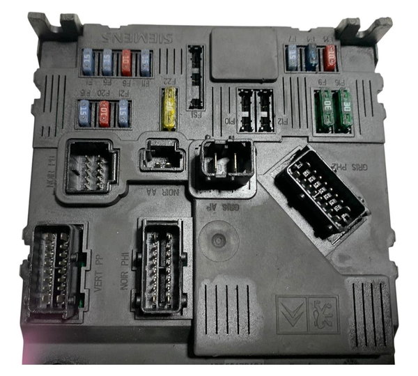Módulo Bsi Caixa Fusíveis Peugeot 206 207 1.4 2004/2012