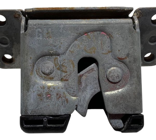 Fechadura Tampa Traseira Chevrolet Corsa 2000