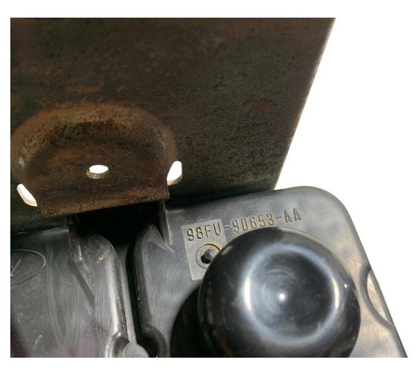 Filtro Canister Ford Courier 1.6 2011 98fu90653aa