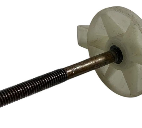 Parafuso Porca Fixação Estepe Chevrolet Montana 2012