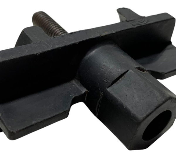 Parafuso Porca Fixação Estepe Jac J3 2011/2015 3105010u8010