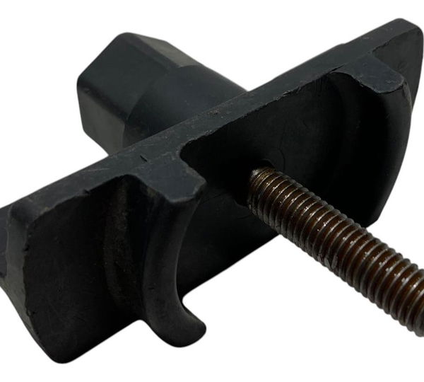 Parafuso Porca Fixação Estepe Jac J3 2011/2015 3105010u8010