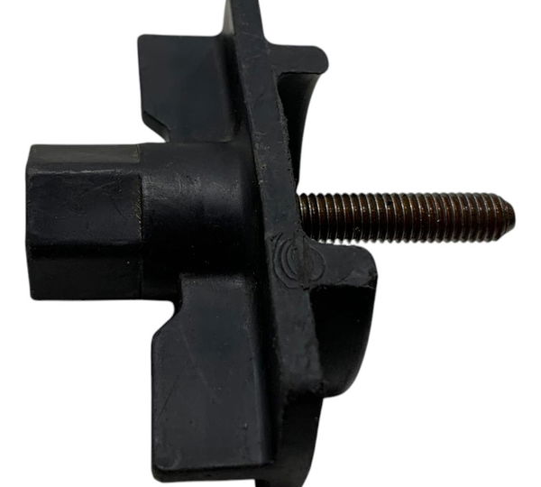 Parafuso Porca Fixação Estepe Jac J3 2011/2015 3105010u8010