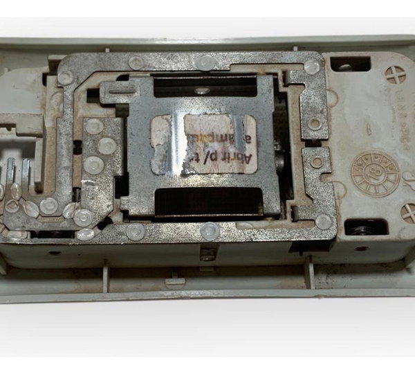 Luz Cortesia Teto Fiat Uno Mille 2008