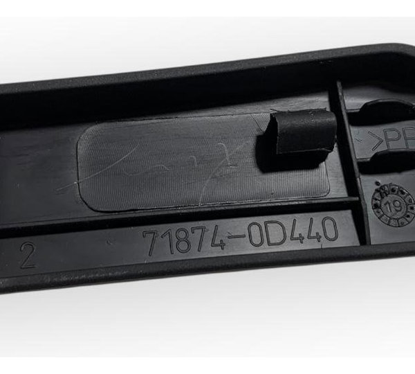 Moldura Inferior Banco Dianteiro Esquerdo Toyota Yaris 2021