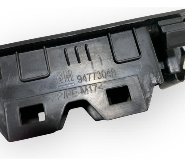 Moldura Botão Vidro Traseiro Direito Chevrolet Onix 2015