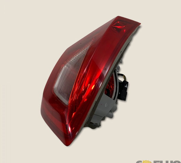 Lanterna Tras. Esq. Com Detalhe Tampa Cruze Ltz 16/17 (2862)