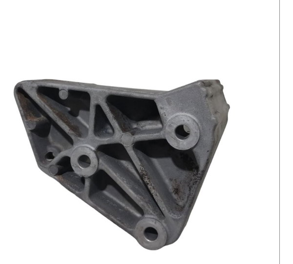 Suporte Do Alternador Prisma Novo Onix 2013 /15 Gm 24579131