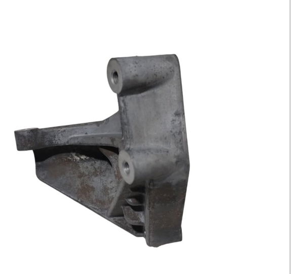 Suporte Do Alternador Prisma Novo Onix 2013 /15 Gm 24579131