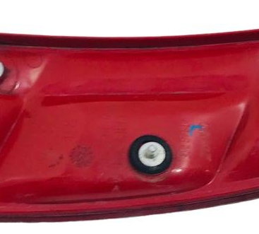 Lanterna Tampa Traseira Lado Direito Fiat Siena  06 46846705