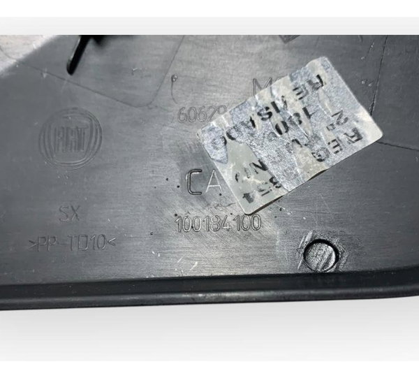 Acabamento Moldura Banco Dianteiro Direito Fiat Argo 2019 A