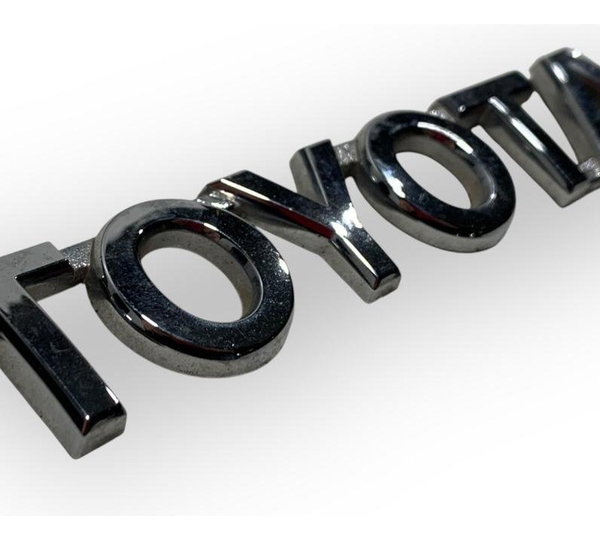 Letreiro Escrita Toyota Tampa Traseira Toyota Etios 2017
