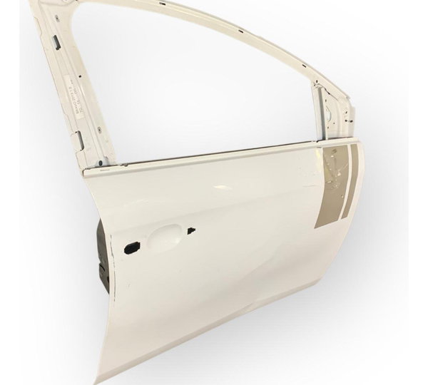 Porta Dianteira Direita Fiat Bravo 2013 Com Detalhes