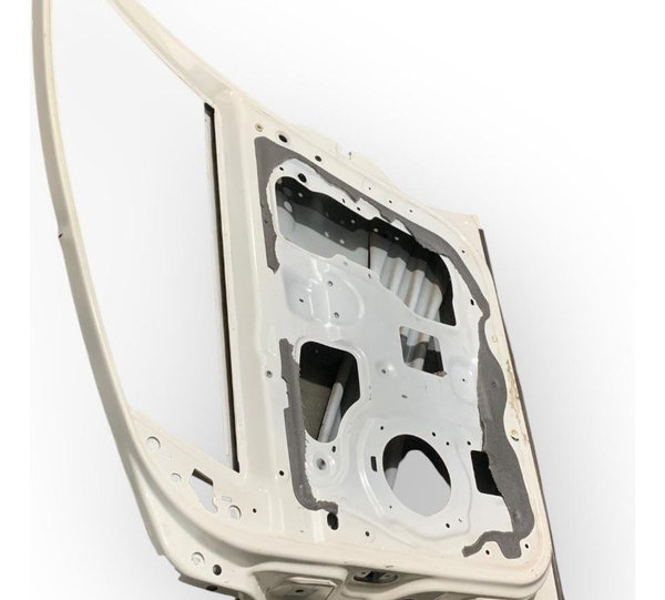 Porta Dianteira Direita Fiat Bravo 2013 Com Detalhes
