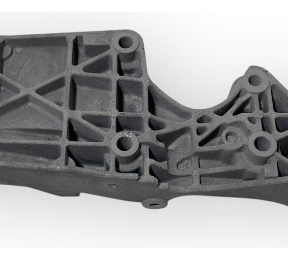Suporte Alternador Volkswagen Jetta Polo Golf Bora 2.0 2012