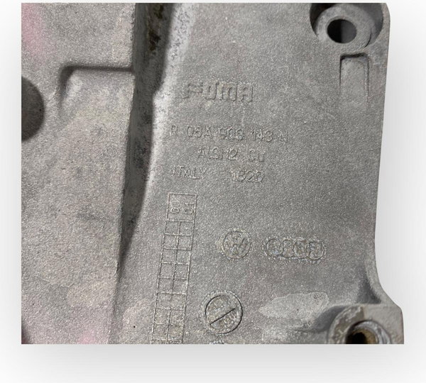 Suporte Alternador Volkswagen Jetta Polo Golf Bora 2.0 2012