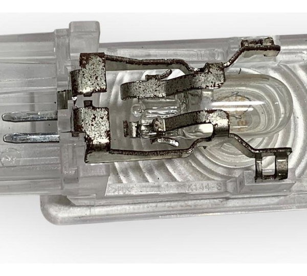 Luz Interna Porta Malas Chevrolet Onix Spin Cruze 2020/2024