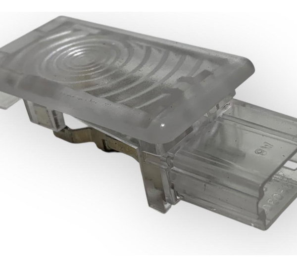 Luz Interna Porta Malas Chevrolet Onix Spin Cruze 020/2024