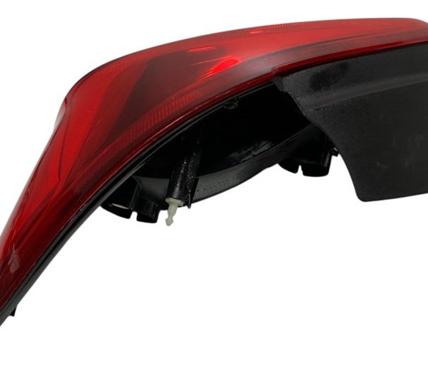Lanterna Traseira Dreita Kwid 18/23