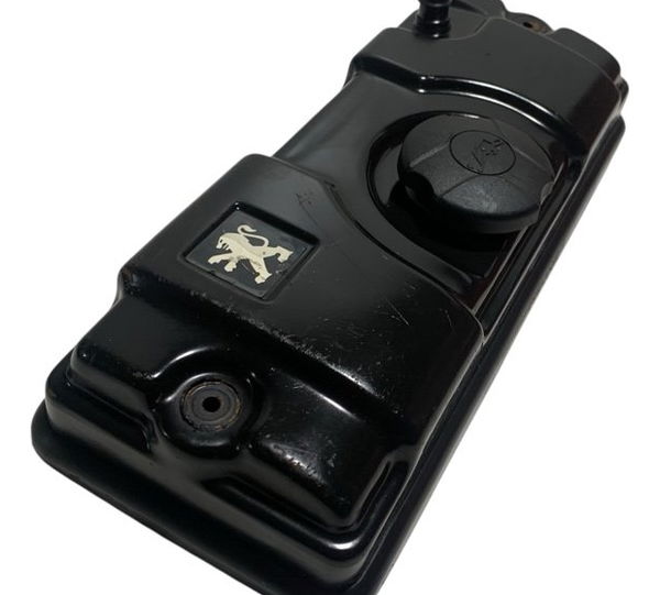 Tampa De Valvula Cabeçote Citroen C3 Peugeot 206 207 1.4 8v