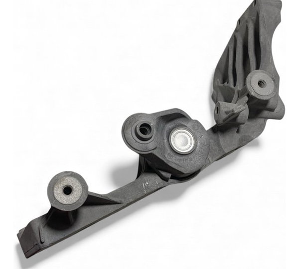 Suporte Do Alternador Mercedes A160/190 1999/2005