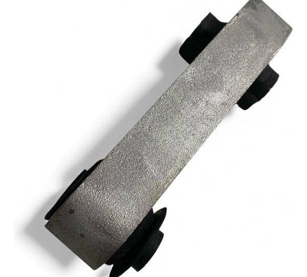 Coxim Traseiro Central Nissan Infinity, Renault Kwid 2015/18