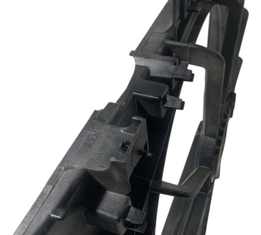Defletor Ventoinha Radiador March Versa 2015/2021 (detalhe)