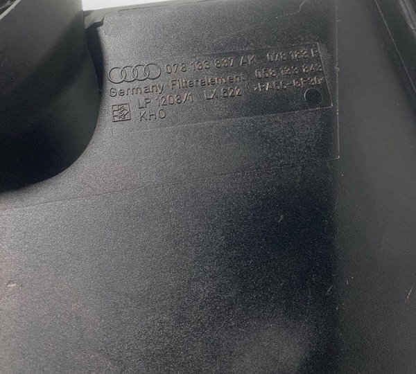 Caixa Filtro Ar Audi A4 A6 / Passat V6