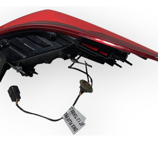 Lanterna Led Traseira Esquerda Chevrolet Onix Plus 2020/2024