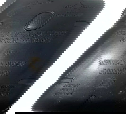 Tampa Caixa Fusiveis Fiat Argo Cronos Mobi Palio 2004/2024