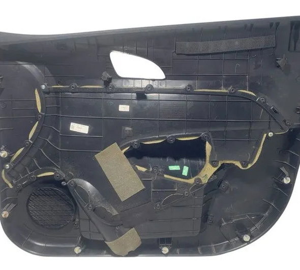 Forro De Porta Diant. Esquerdo Hyundai Hb20 2013/2018