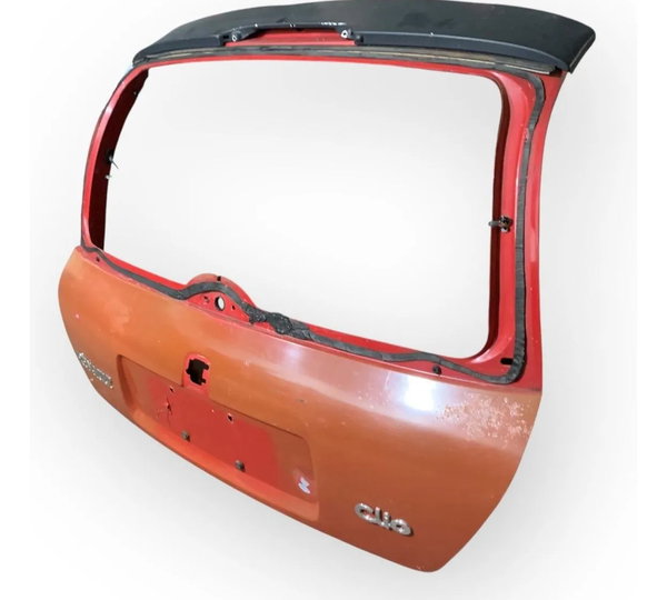 Tampa Traseira Renault Clio 2001 C/detalhes