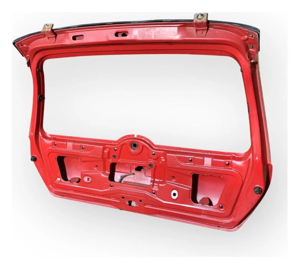 Tampa Traseira Renault Clio 2001 C/detalhes