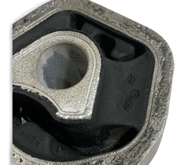 Coxim Traseiro Central Nissan Infinity, Renault Kwid 2015/18