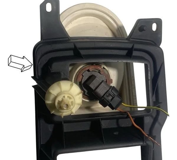 Farol Dianteiro Esquerdo Vidr. Golf 1991 A 2003 C/detalhe Esquerdo/motorista