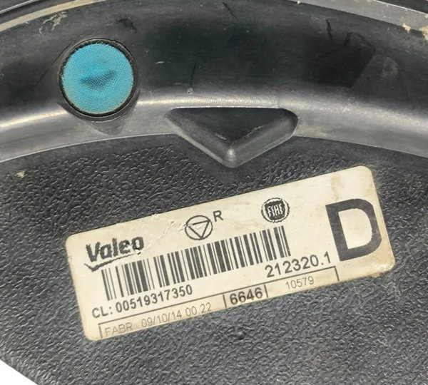 Lanterna Direita Fiat Uno Way Vivace 2015/2020 Direito/passageiro Vermelho