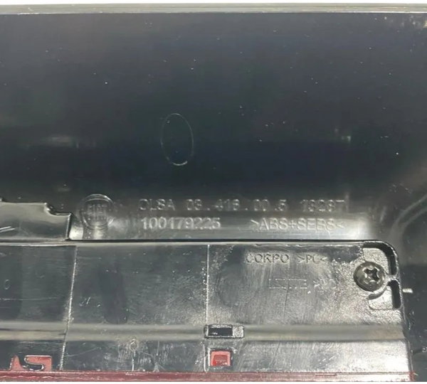 Break Light Luz De Freio Fiat Uno 2016/2022