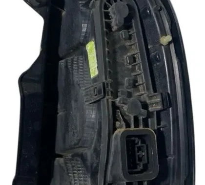 Lanterna Traseira Esquerda Fiat Uno Way Vivace 2015/2020 Esquerdo/motorista Vermelho