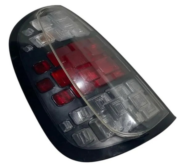 Lanterna Traseira Esquerda Fiat Uno Way Vivace 2015/2020 Esquerdo/motorista Vermelho