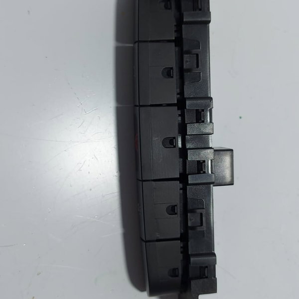 Botão Pisca Alerta Toro 2016 2017 Cx503 Preto