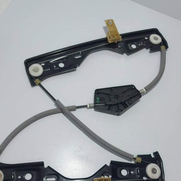 Maquina De Vidro Dianteira Direita Toro 2017 Cx503
