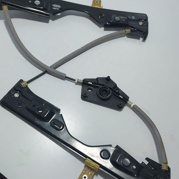 Maquina De Vidro Dianteira Direita Toro 2017 Cx503