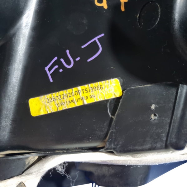 Acabamento Coluna Traseira Direita Fiat Toro 2107 Cx512