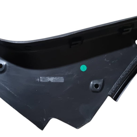 Moldura Da Caçamba Direita Fiat Toro 2017 1002216610 Preto