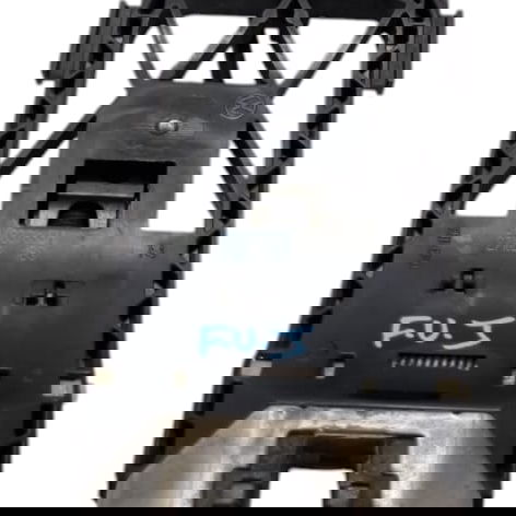 Suporte Maçaneta Esq. Volkswagem Amarok  2014 Cx513(usado)